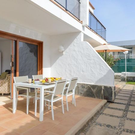 Bonito Bungalow Con Piscina Junto A La Playa San Bartolomé Buitenkant foto