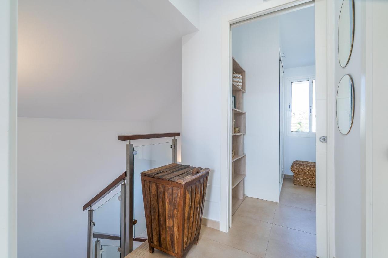 Bonito Bungalow Con Piscina Junto A La Playa San Bartolomé Buitenkant foto